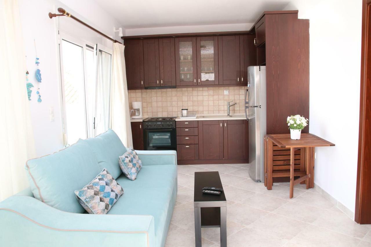 S&S Pura Vida Apartment Palioúrion Exterior foto