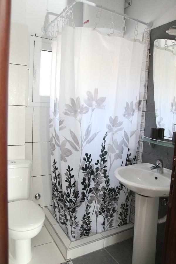 S&S Pura Vida Apartment Palioúrion Exterior foto